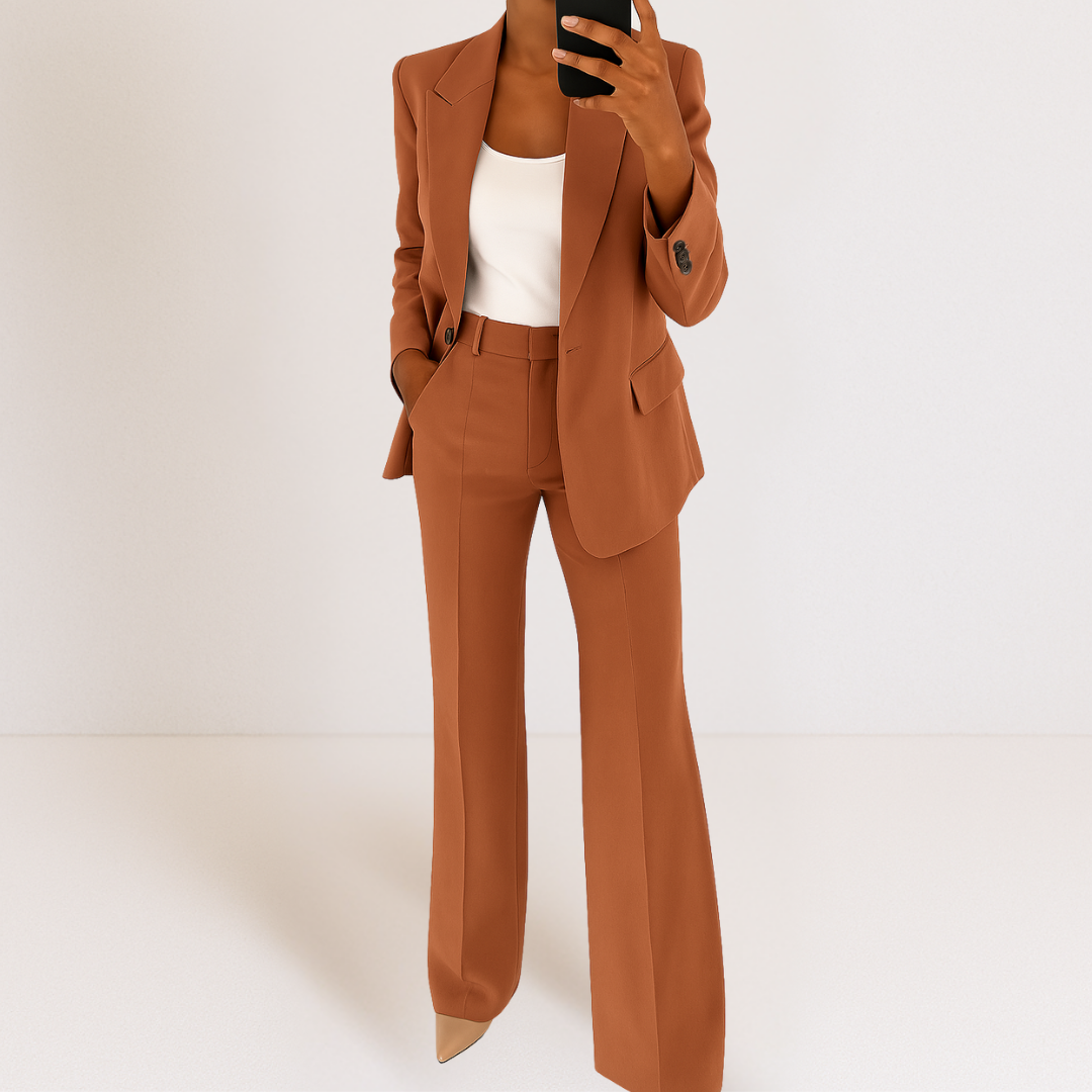Melanie - Elegant Ensemble