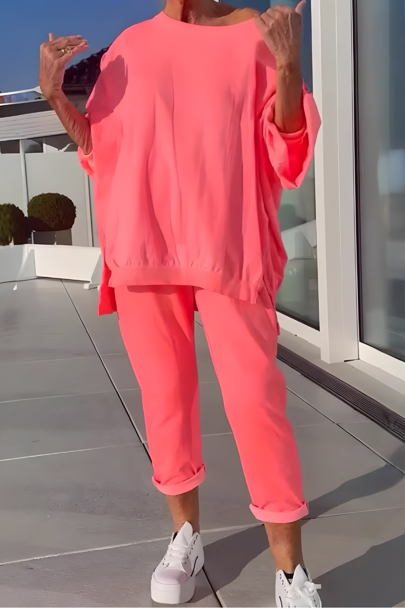 Kenia - Chic & Comfortable Ensemble