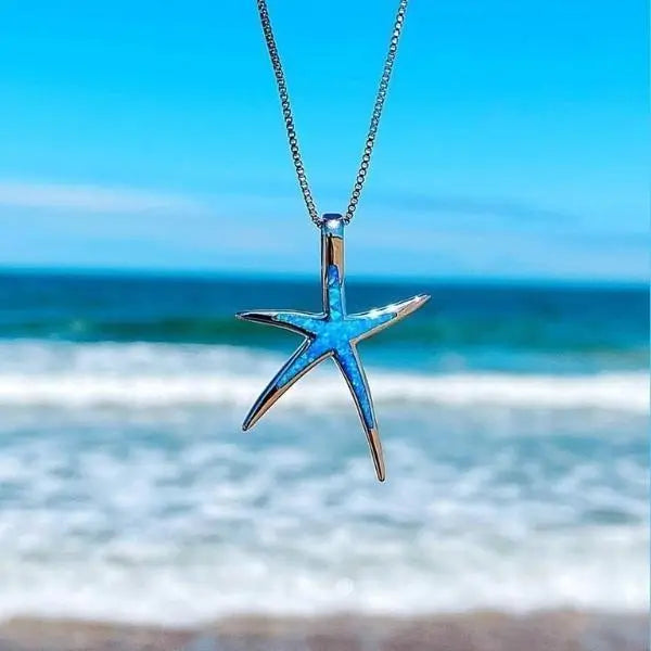 Collier avec pendentif étoile de mer en argent et opale bleue