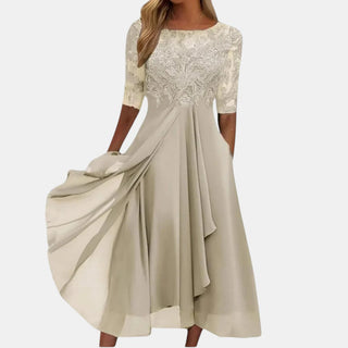 Robe en dentelle élégante Rubi™
