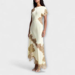 Margaret - Robe maxi avec détails en satin et en dentelle