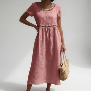 Robe midi Olivia à œillets