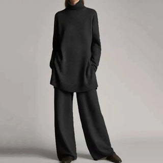 Julia - Stylish and Comfortable Ensemble