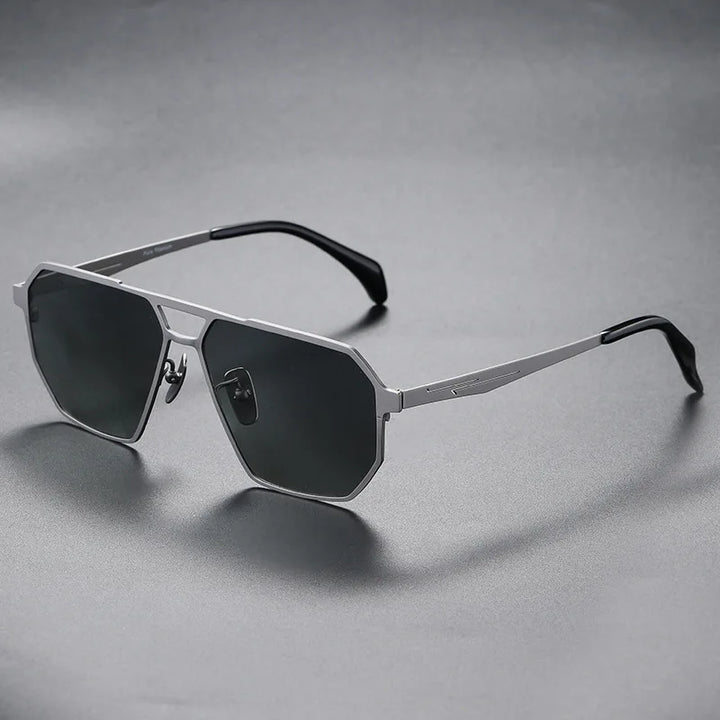 Konrad™ | Lunettes de soleil de précision Titan