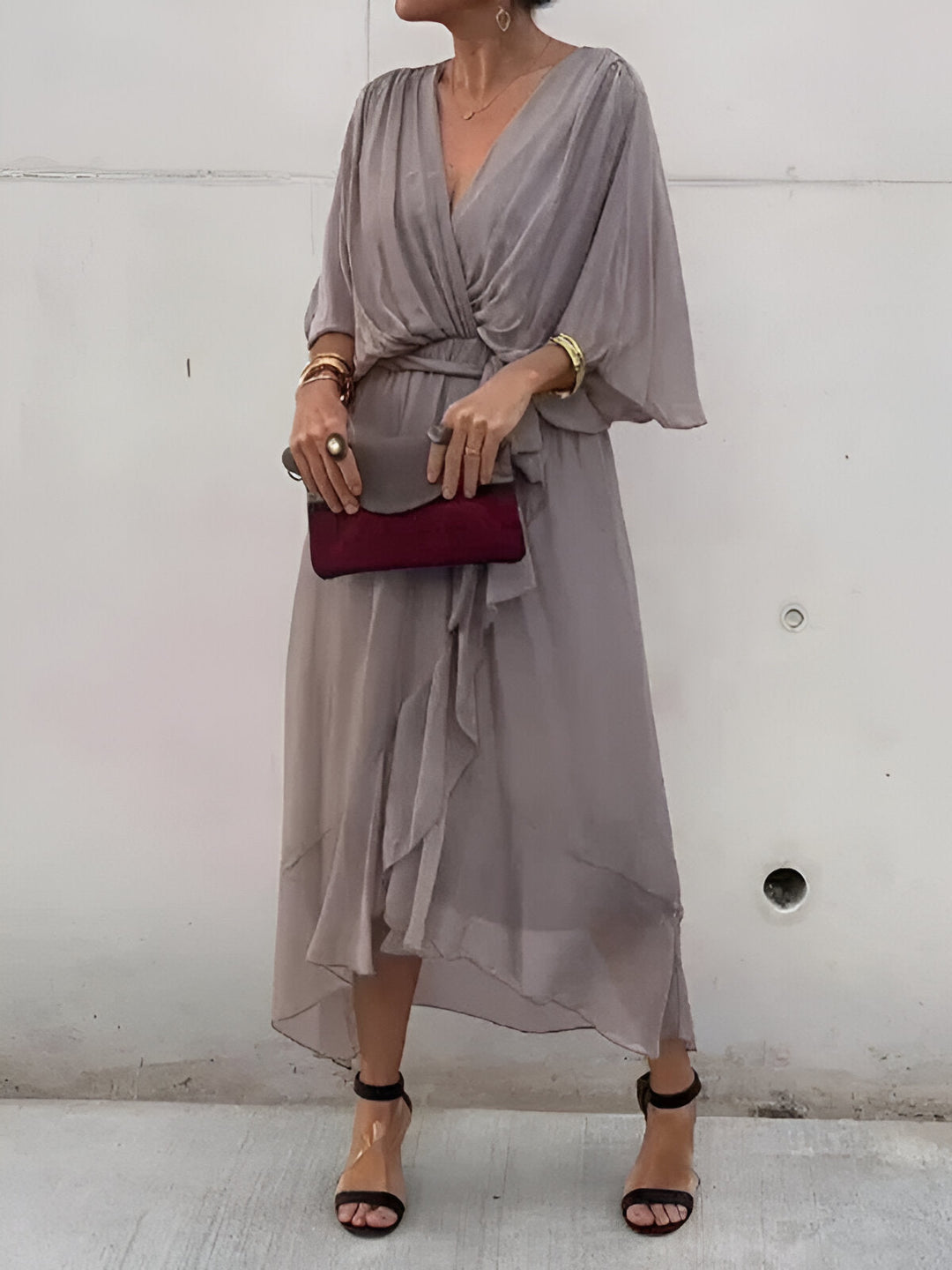 Monica™ | Robe avec Décolleté en V